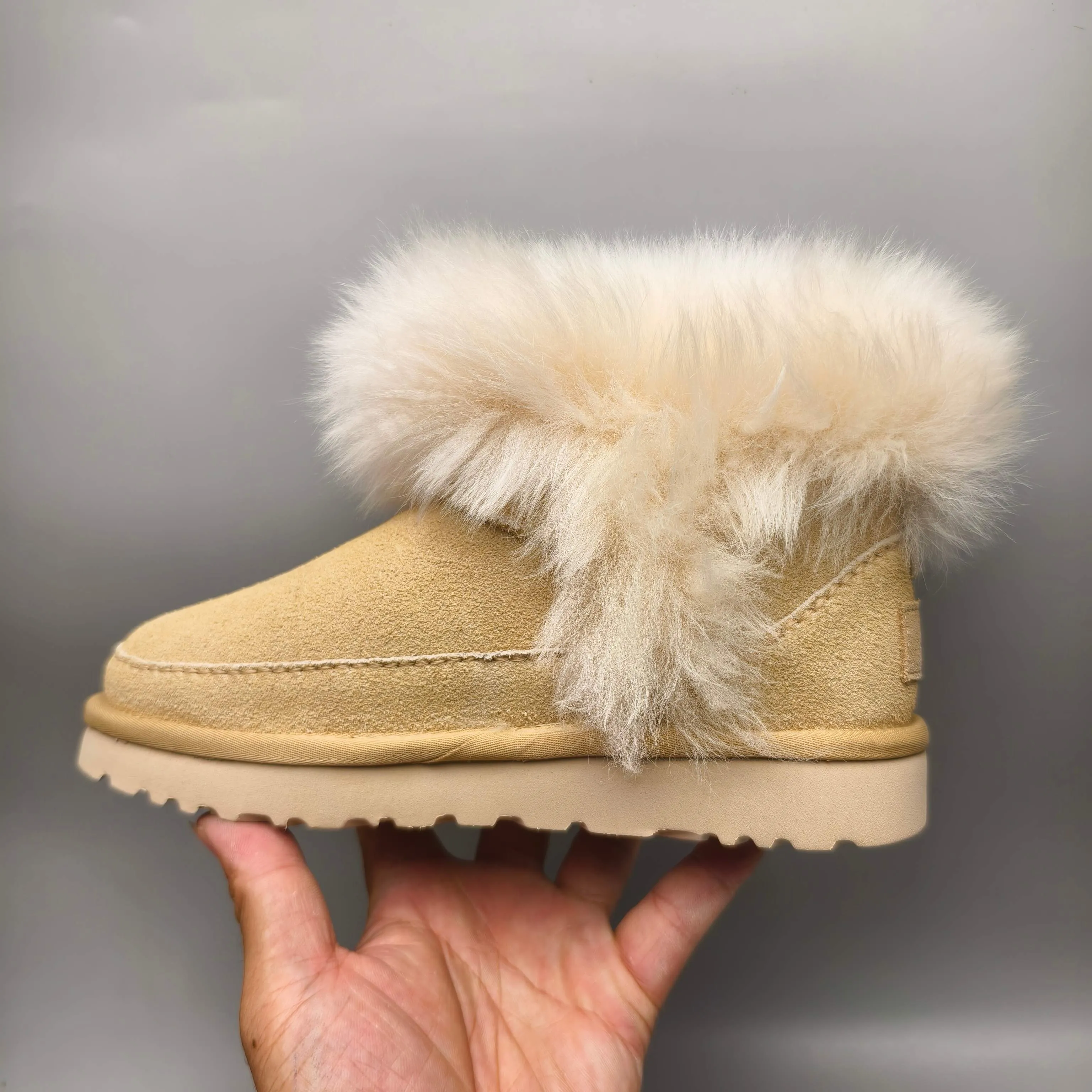 💰560 UGG sheepskin all-in-one snow boots 3832 fur fashion shoes color: maroon light blue sand matching size: 35-41